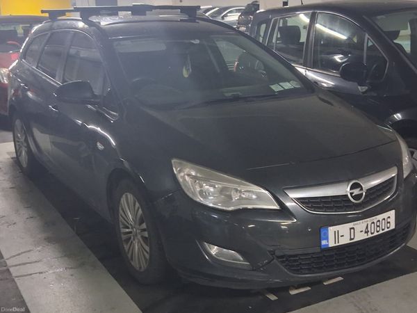 Opel Astra Estate, Diesel, 2011, Black