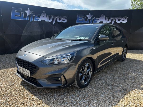 Ford Focus Hatchback, Petrol, 2018, Grey