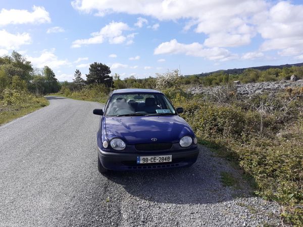 Toyota Corolla Saloon, Petrol, 1998, Blue