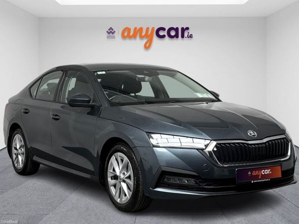Skoda Octavia Saloon, Petrol, 2021, Grey