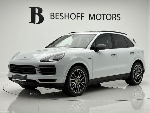 Porsche Cayenne SUV, Petrol Plug-in Hybrid, 2022, White