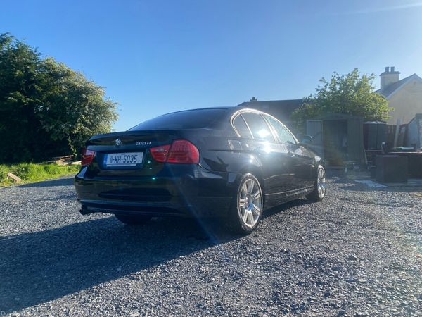 BMW 3-Series Saloon, Diesel, 2011, Black