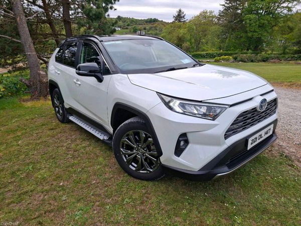 Toyota RAV4 SUV, Petrol Hybrid, 2022, White