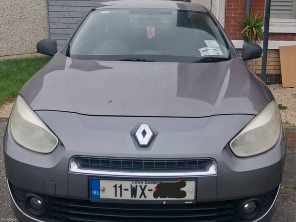 Renault Fluence Saloon, Diesel, 2011, Grey