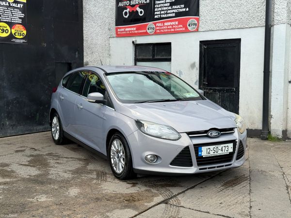 Ford Focus Hatchback, Diesel, 2012, Grey