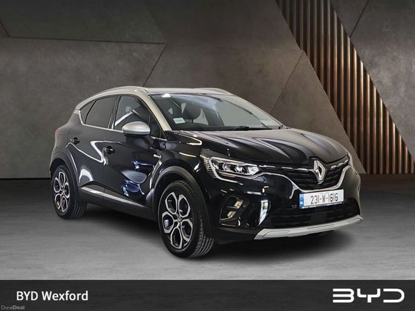 Renault Captur Hatchback, Petrol, 2023, Black