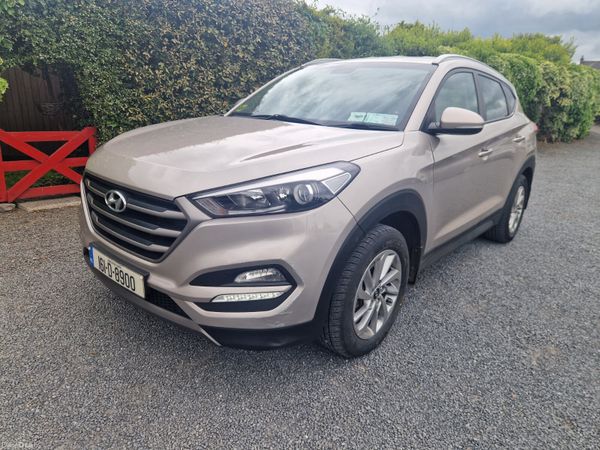 Hyundai Tucson SUV, Diesel, 2016, White