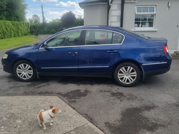 Volkswagen Passat Saloon, Diesel, 2007, Blue