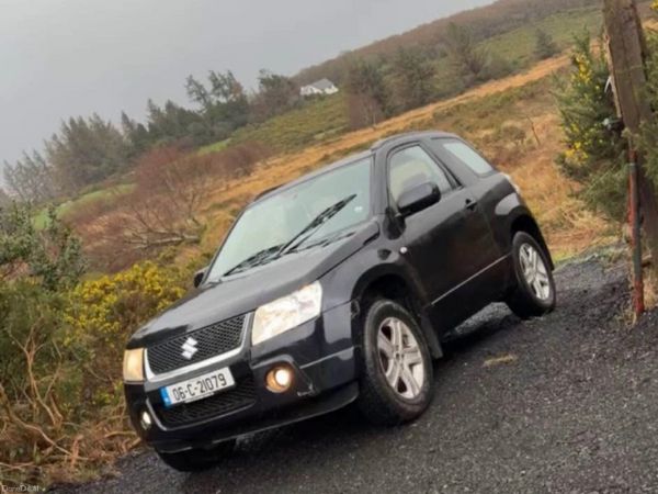 Suzuki Grand Vitara SUV, Petrol, 2006, Black