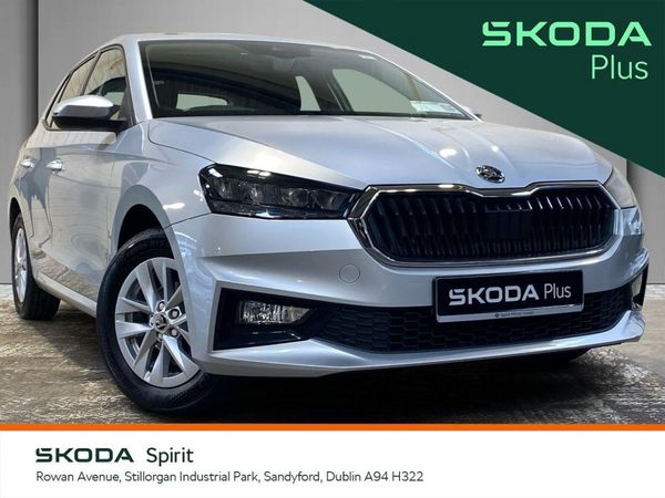 Skoda Fabia Hatchback, Petrol, 2023, Silver