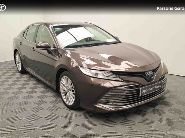 Toyota Camry Saloon, Petrol Hybrid, 2020, Brown
