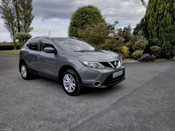 Nissan Qashqai Hatchback, Petrol, 2016, Grey