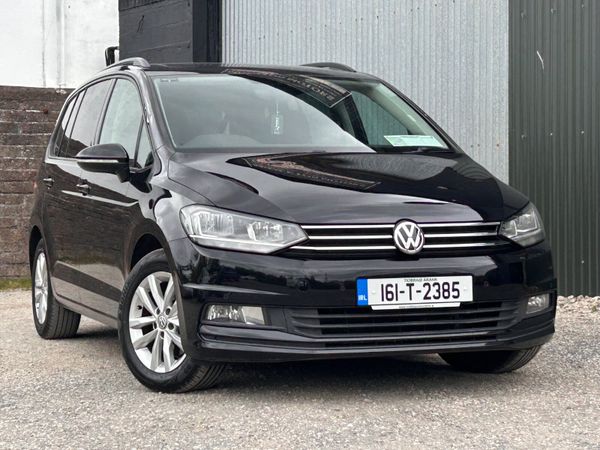 Volkswagen Touran MPV, Diesel, 2016, Black