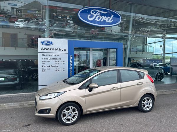 Ford Fiesta Hatchback, Petrol, 2017, Brown