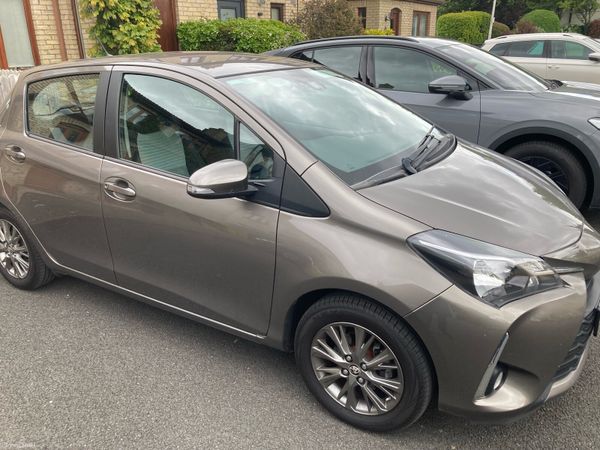 Toyota Yaris MPV, Petrol, 2020, Grey