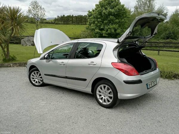 Peugeot 308 Hatchback, Petrol, 2008, Grey