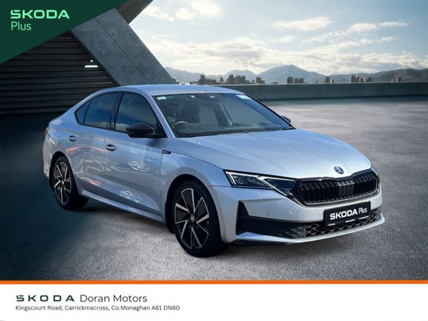 Skoda Octavia Hatchback, Diesel, 2025, Grey