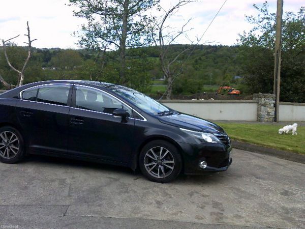 Toyota Avensis Saloon, Diesel, 2012, Black