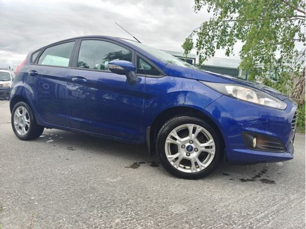 Ford Fiesta Hatchback, Petrol, 2014, Blue