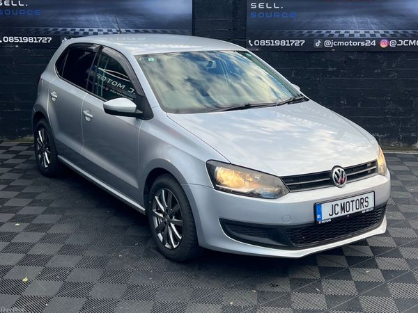 Volkswagen Polo Hatchback, Petrol, 2010, Silver