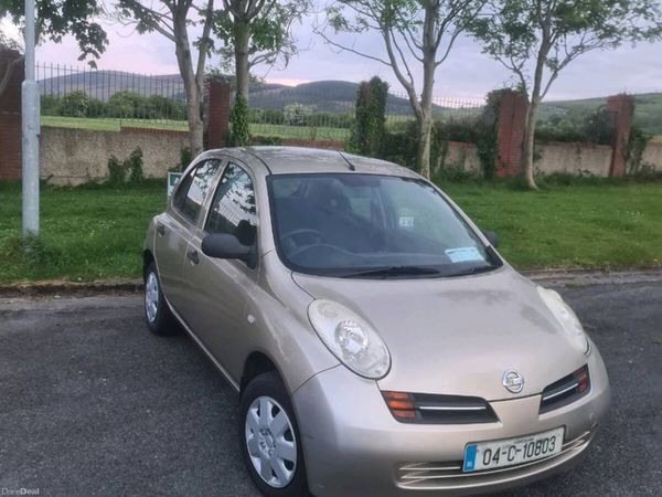 Nissan Micra Hatchback, Petrol, 2004, Gold