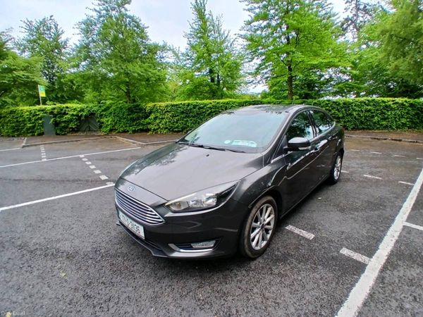 Ford Focus Saloon, Petrol, 2017, Grey