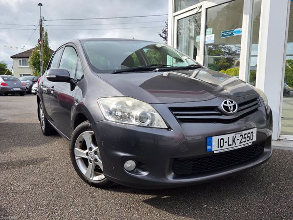 Toyota Auris Hatchback, Petrol, 2010, Grey