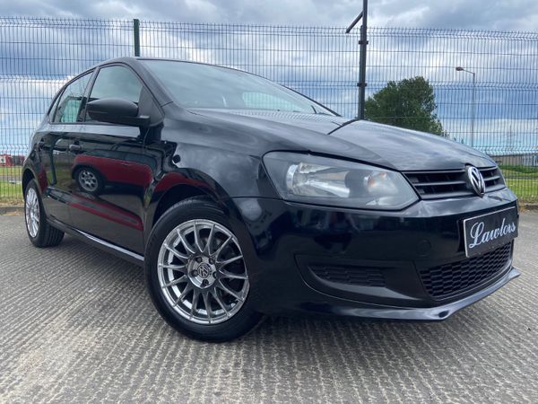 Volkswagen Polo Hatchback, Petrol, 2011, Black
