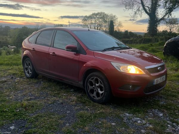 Ford Focus Hatchback, Diesel, 2008, Red