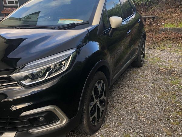 Renault Captur Hatchback, Petrol, 2018, Black