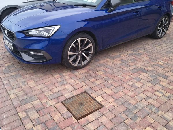 SEAT Leon Estate, Petrol, 2020, Blue
