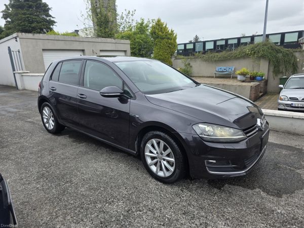 Volkswagen Golf Hatchback, Petrol, 2015, Grey