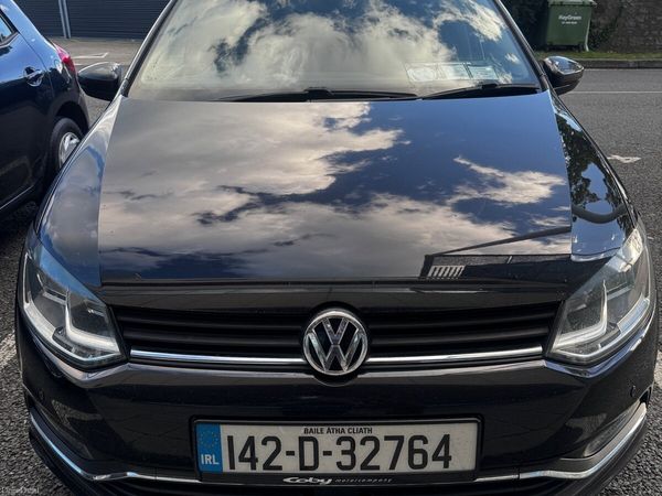 Volkswagen Polo Hatchback, Petrol, 2014, Black