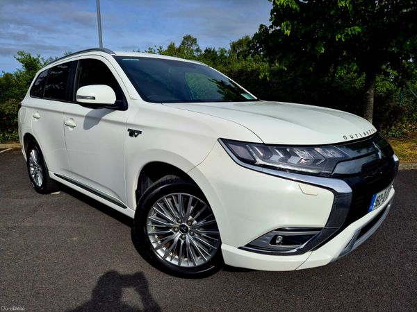 Mitsubishi Outlander SUV, Petrol Plug-in Hybrid, 2018, White