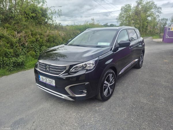 Peugeot 5008 MPV, Diesel, 2019, Black