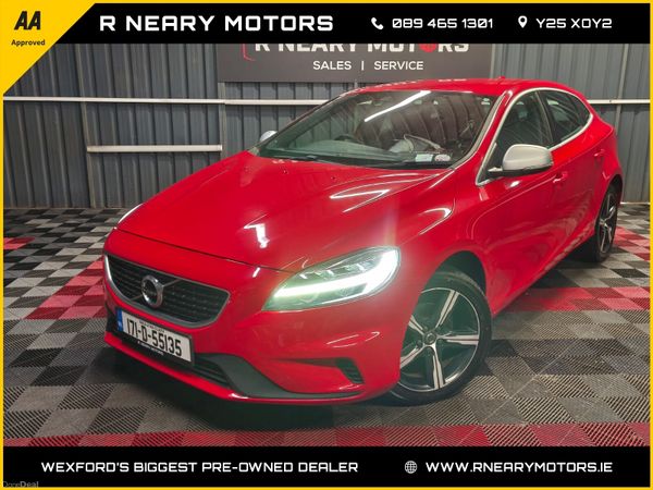Volvo V40 Hatchback, Diesel, 2017, Red