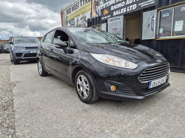 Ford Fiesta Hatchback, Diesel, 2013, Black