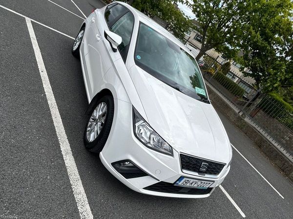 SEAT Ibiza Hatchback, Petrol, 2019, White
