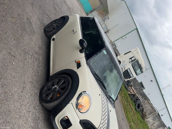 Mini Cooper Hatchback, Petrol, 2008, White