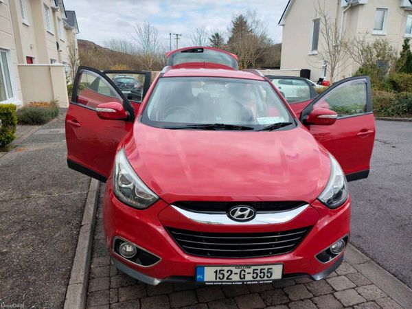 Hyundai ix35 SUV, Diesel, 2015, Red