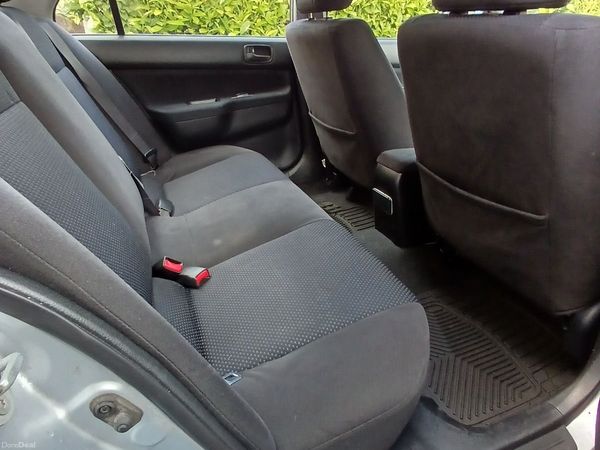 Mitsubishi Lancer Saloon, Petrol, 2006, Silver