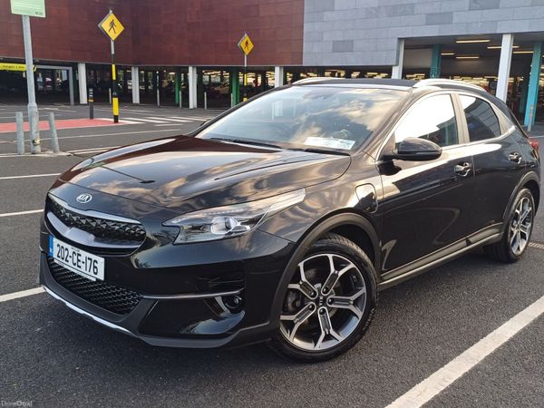 Kia XCeed Hatchback, Petrol Plug-in Hybrid, 2020, Black