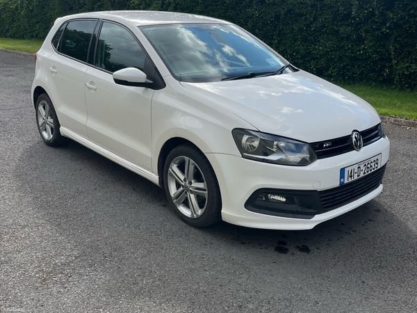 Volkswagen Polo Hatchback, Petrol, 2014, White