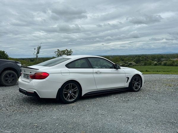 BMW 4-Series Coupe, Diesel, 2014, White