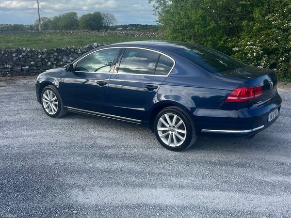 Volkswagen Passat Saloon, Diesel, 2014, Blue