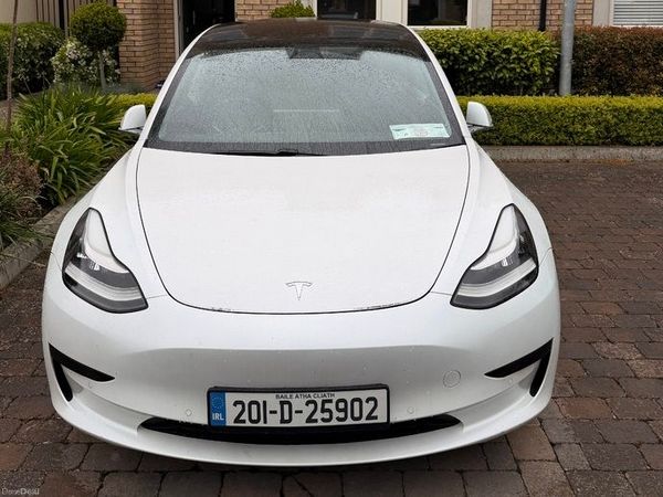Tesla Model 3 Saloon, Electric, 2020, White