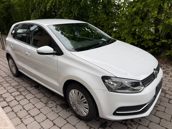 Volkswagen Polo Hatchback, Petrol, 2014, White
