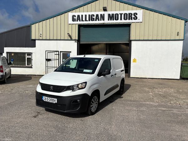 Peugeot Partner MPV, Diesel, 2021, White