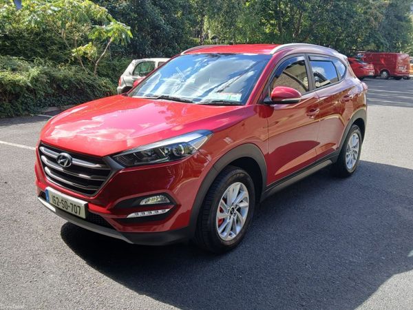 Hyundai Tucson SUV, Diesel, 2016, Red