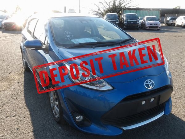 Toyota Aqua Hatchback, Petrol Hybrid, 2020, Blue